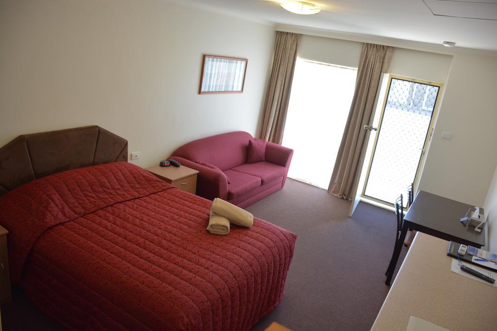 Augusta Courtyard Motel Port Augusta Phòng bức ảnh